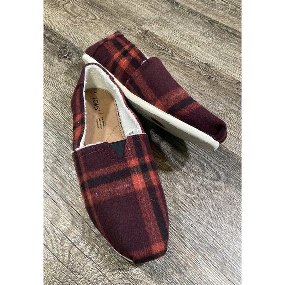 Toms Shoes - TOMS Belmont Red Plaid Slippers Flats Women Size 10 Casual Faux Shearling Wool